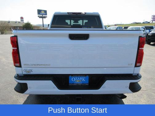 Summit White 2026 Chevrolet Silverado 2500 LT
