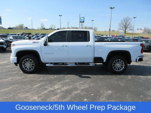 Summit White 2026 Chevrolet Silverado 2500 LT