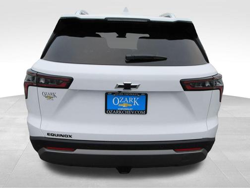 Summit White 2026 Chevrolet Equinox LT