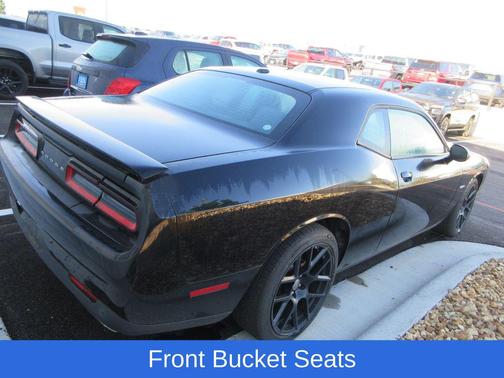 Pitch Black Clearcoat 2015 Dodge Challenger R/T