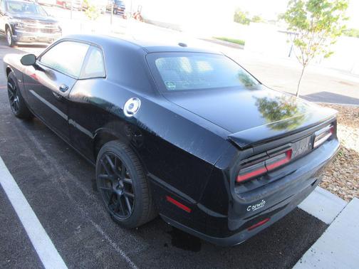 Pitch Black Clearcoat 2015 Dodge Challenger R/T