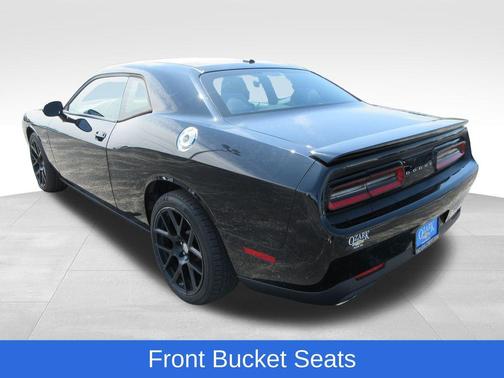 Pitch Black Clearcoat 2015 Dodge Challenger R/T