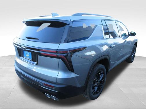 Sterling Gray Metallic 2026 Chevrolet Traverse LT