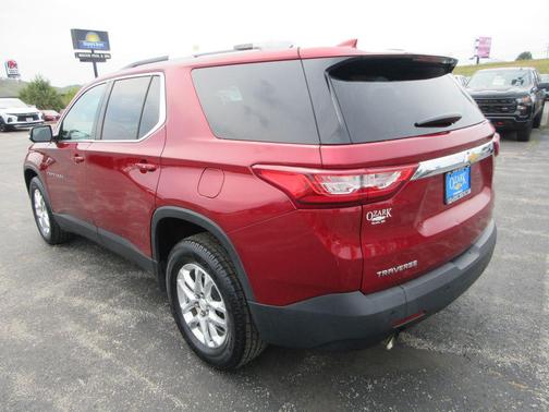 2018 Chevrolet Traverse LT Cloth