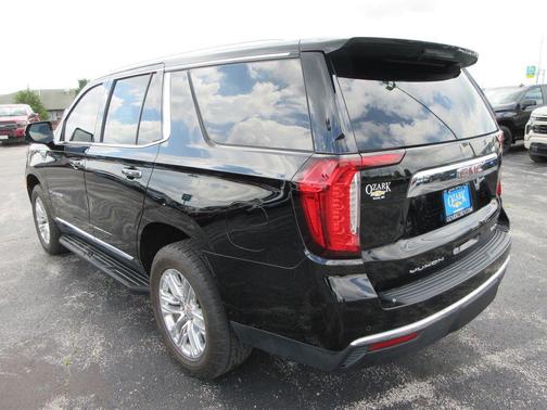 Onyx Black 2021 GMC Yukon SLT