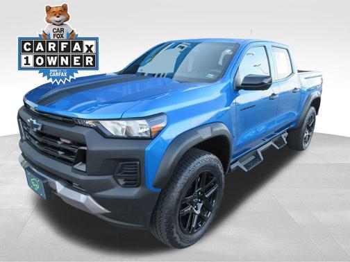 Glacier Blue Metallic 2024 Chevrolet Colorado Trail Boss