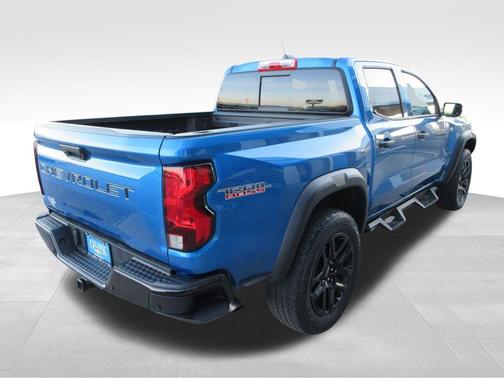 Glacier Blue Metallic 2024 Chevrolet Colorado Trail Boss