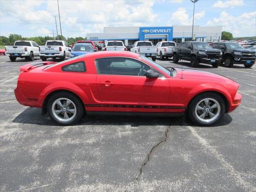 2006 Ford Mustang Base