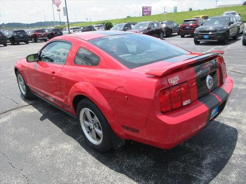 2006 Ford Mustang Base
