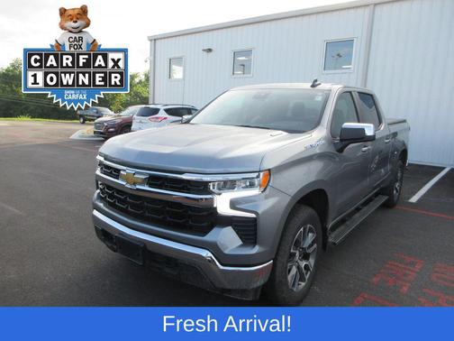 Sterling Gray Metallic 2025 Chevrolet Silverado 1500 LT