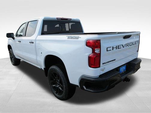 Summit White 2026 Chevrolet Silverado 1500 LT Trail Boss