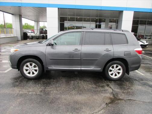 2011 Toyota Highlander SE