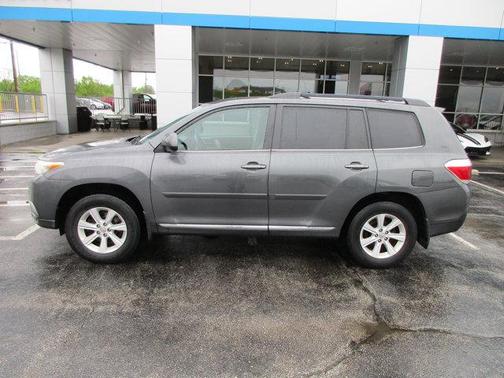 2011 Toyota Highlander SE