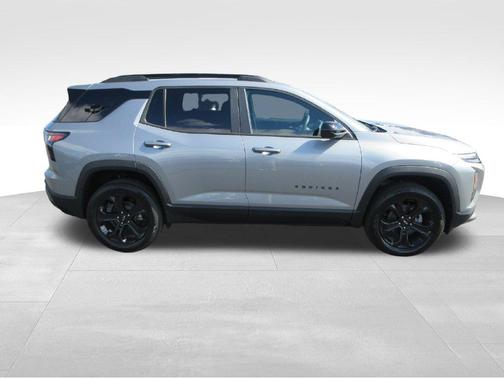 Sterling Gray Metallic 2027 Chevrolet Equinox LT