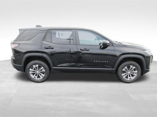 Mosaic Black Metallic 2026 Chevrolet Equinox LT