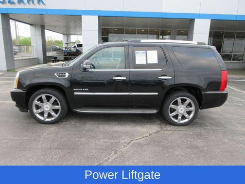 2010 Cadillac Escalade Luxury
