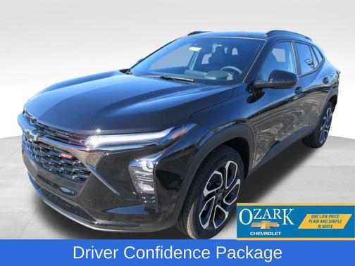 Mosaic Black Metallic 2026 Chevrolet Trax 2RS