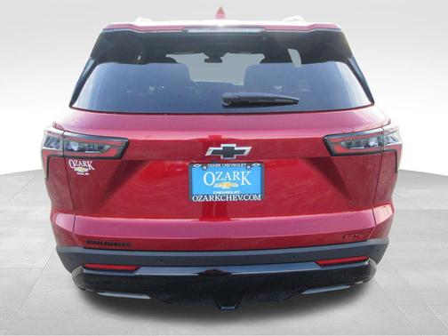 Radiant Red 2026 Chevrolet Equinox RS