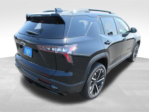 Mosaic Black Metallic 2027 Chevrolet Equinox RS