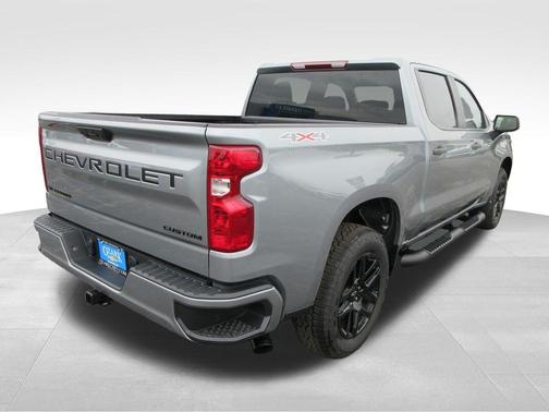 Sterling Gray Metallic 2026 Chevrolet Silverado 1500 Custom