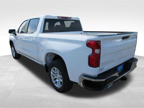 Summit White 2026 Chevrolet Silverado 1500 LT