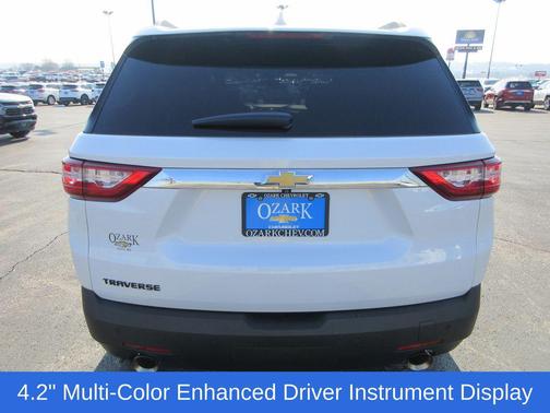 2021 Chevrolet Traverse LT Cloth