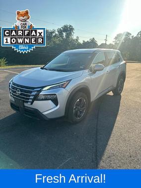 Brilliant Silver Metallic 2025 Nissan Rogue SV