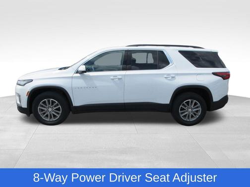Summit White 2023 Chevrolet Traverse LT Cloth
