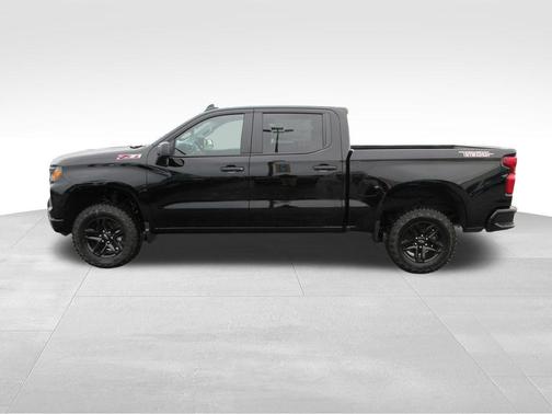 Black 2026 Chevrolet Silverado 1500 Custom Trail Boss