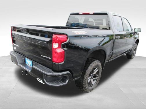 Black 2026 Chevrolet Silverado 1500 Custom Trail Boss