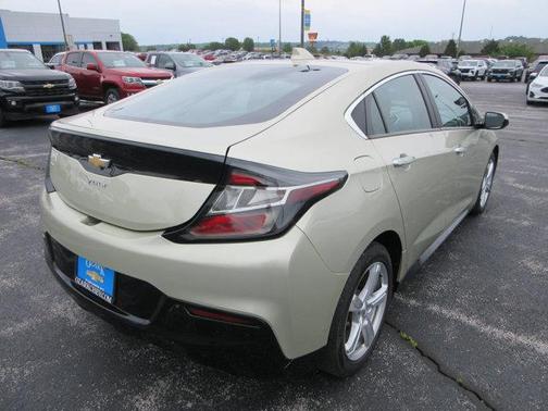 2017 Chevrolet Volt LT