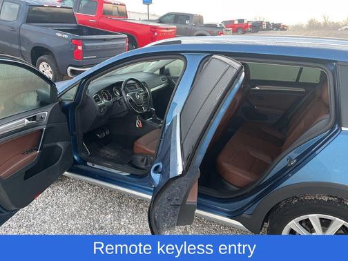 2017 Volkswagen Golf Alltrack TSI S