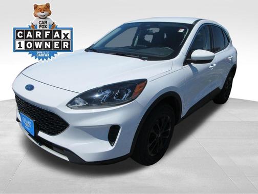 Oxford White 2020 Ford Escape SE