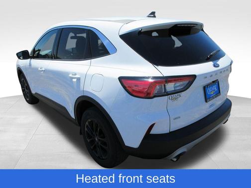 Oxford White 2020 Ford Escape SE