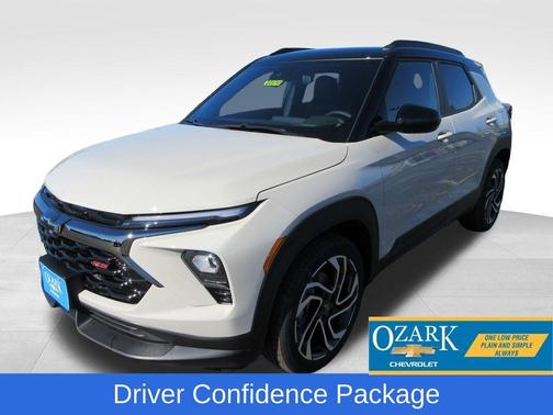 White Sand 2026 Chevrolet Trailblazer RS