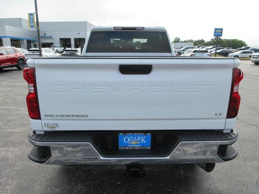 Summit White 2022 Chevrolet Silverado 2500 LT