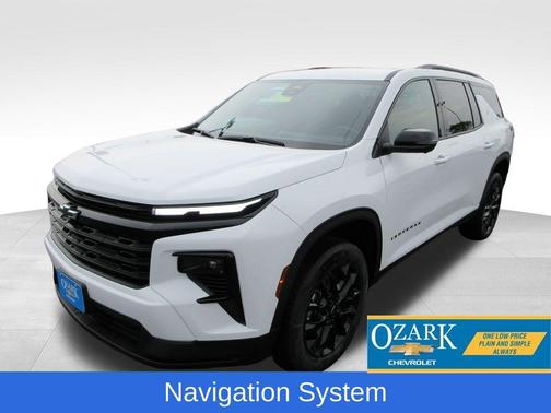 Summit White 2026 Chevrolet Traverse LT