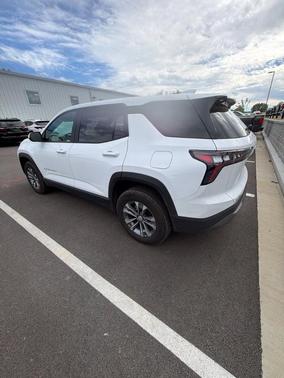 Summit White 2026 Chevrolet Equinox LT