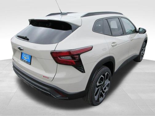 White Sand 2026 Chevrolet Trax 2RS