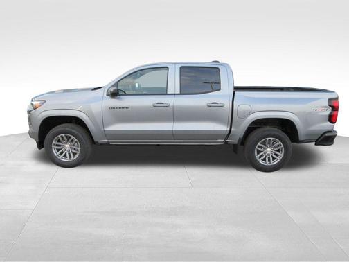 Sterling Gray Metallic 2026 Chevrolet Colorado LT