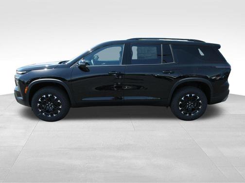 Mosaic Black Metallic 2027 Chevrolet Traverse Z71