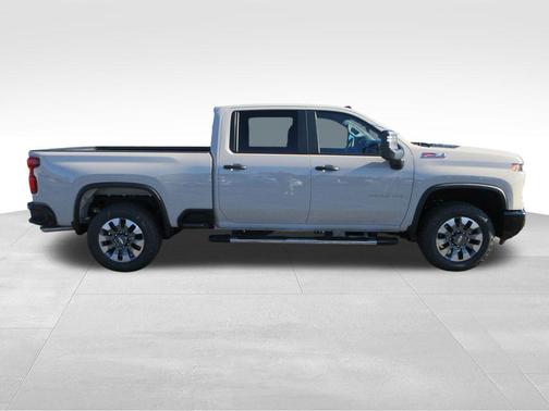 2026 Chevrolet Silverado 2500 Custom