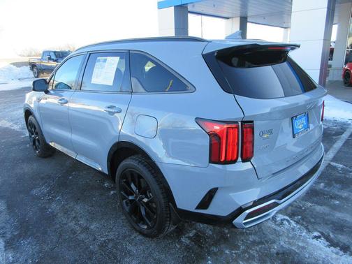 2022 Kia Sorento SX