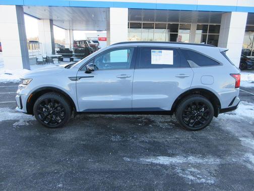 2022 Kia Sorento SX