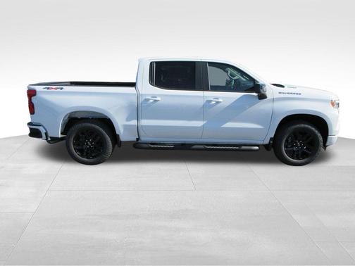 Summit White 2026 Chevrolet Silverado 1500 RST