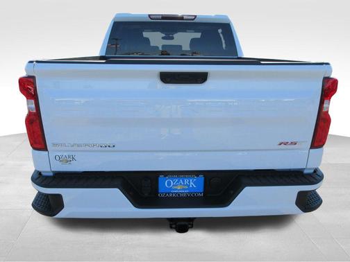 Summit White 2026 Chevrolet Silverado 1500 RST