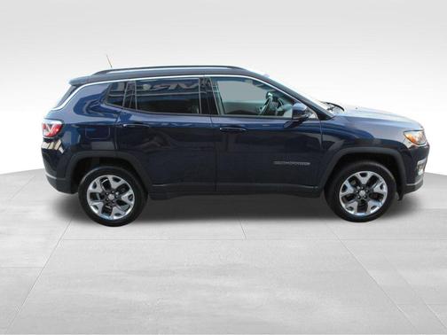 Jazz Blue Pearlcoat 2017 Jeep Compass Limited