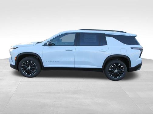 Polar White 2026 Chevrolet Traverse LT