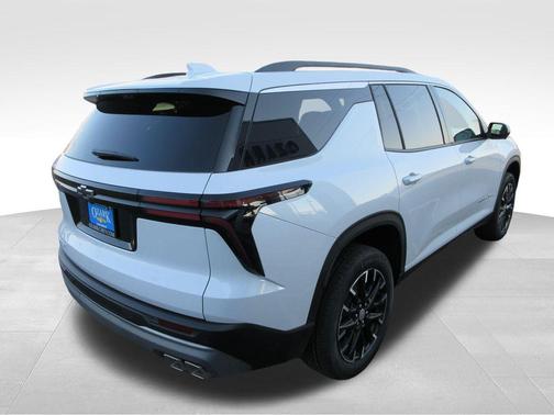 Polar White 2026 Chevrolet Traverse LT