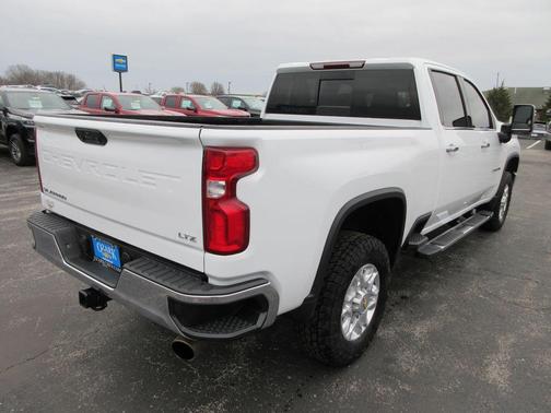 Summit White 2022 Chevrolet Silverado 3500 LTZ